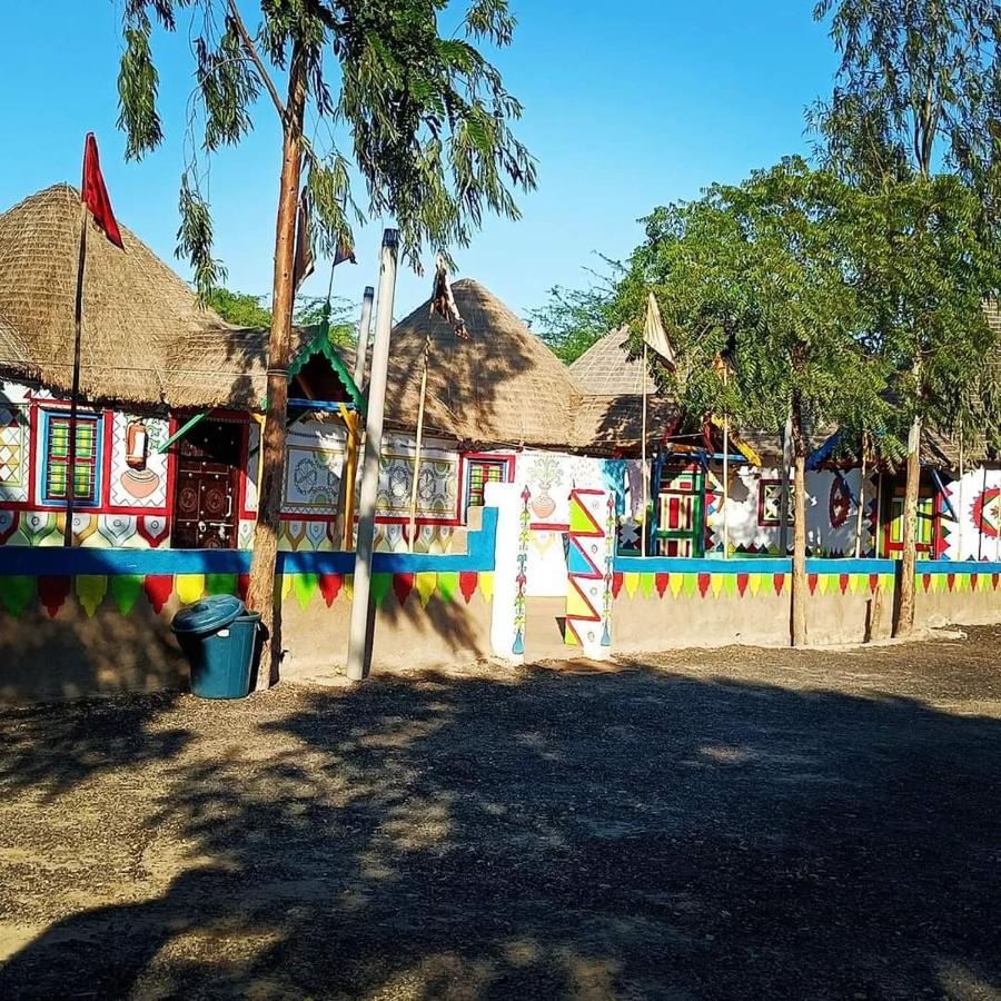 Rann Bhumi Homestay Resort Hodka Экстерьер фото